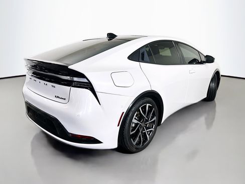 Used 2024 Toyota Prius Prime Premium w/ Advanced Technology Package FWD image 7