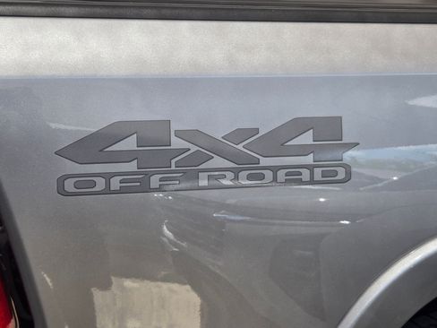 Used 2022 RAM 1500 Laramie AWD/4WD image 8