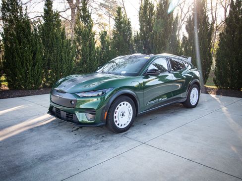 Used 2025 Ford Mustang Mach-E GT w/ Interior Protection Package image 5