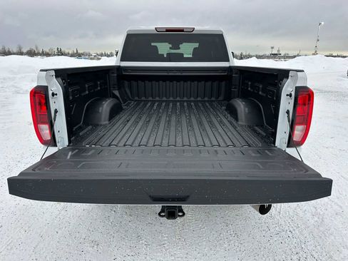 Certified 2025 GMC Sierra 2500 SLE w/ SLE Convenience Package image 14