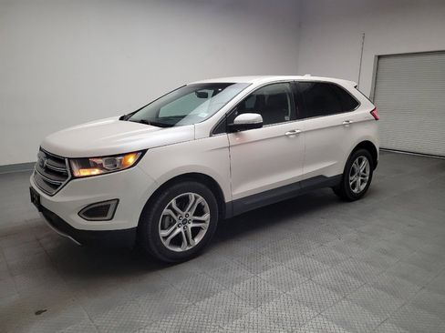 Used 2017 Ford Edge Titanium w/ Technology Package FWD image 2