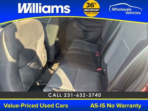 Used 2015 Ford Escape SE w/ Equipment Group 201A image 29