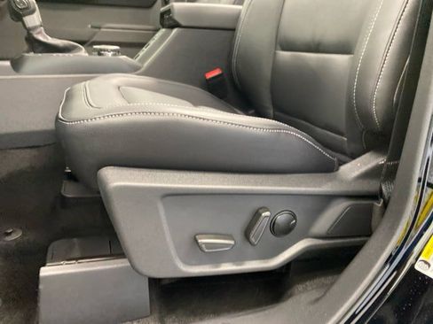 New 2025 Ford Bronco Outer Banks image 42