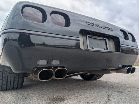 Used 1991 Chevrolet Corvette ZR-1 image 23