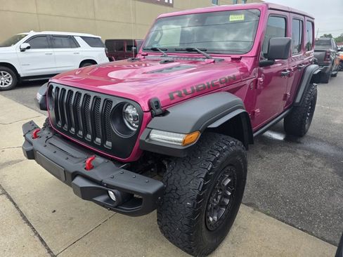 Used 2022 Jeep Wrangler Unlimited Rubicon w/ Xtreme Recon 35" Tire Package AWD/4WD image 2