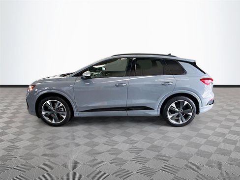 Used 2024 Audi Q4 e-tron Premium Plus w/ Premium Plus image 4