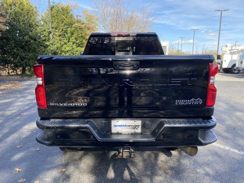 Used 2023 Chevrolet Silverado 3500 High Country image 8