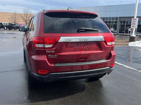 Used 2012 Jeep Grand Cherokee Laredo w/ Laredo E Group image 8