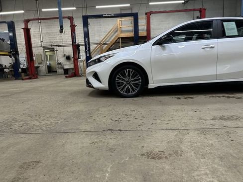 Certified 2024 Kia Forte GT-Line image 20