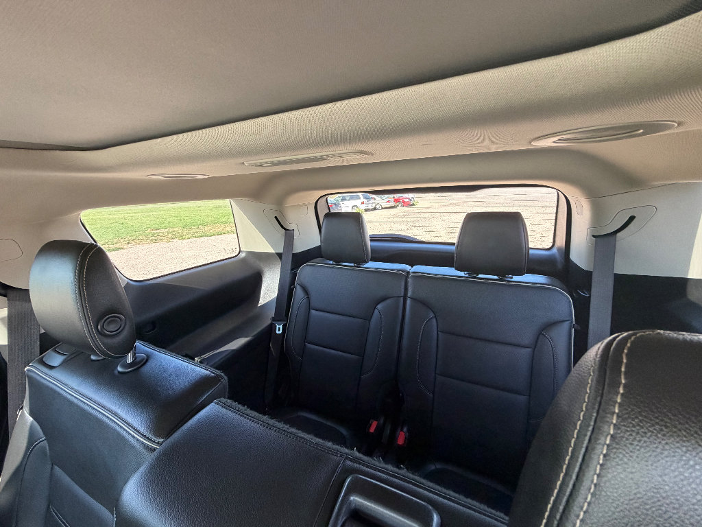 Used 2019 GMC Acadia Denali w/ Technology Package AWD/4WD image 13