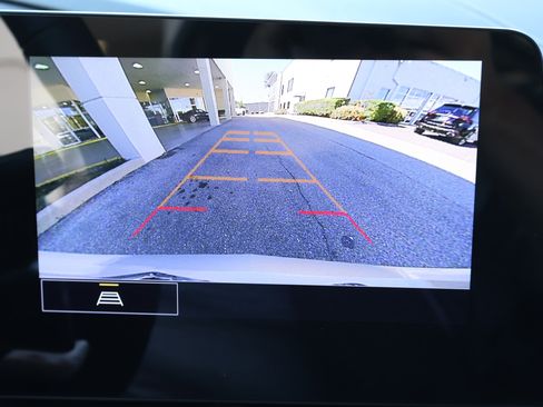 Used 2022 Chevrolet Corvette Stingray Coupe w/ 1LT image 4