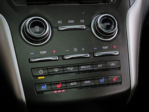 Used 2017 Lincoln MKC Reserve image 10