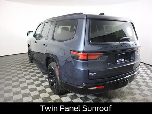 Used 2024 Jeep Wagoneer Series II AWD/4WD image 6
