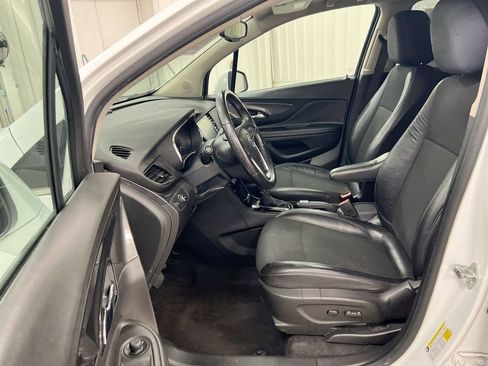 Used 2017 Buick Encore Preferred FWD image 19