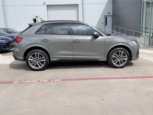 Certified 2023 Audi Q3 2.0T Premium Plus w/ Premium Plus Package image 11