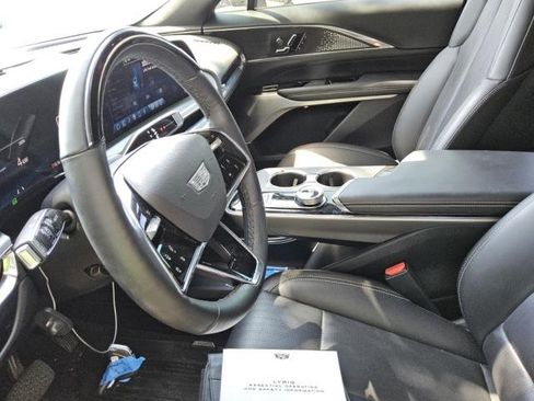 Used 2023 Cadillac Lyriq 2WD image 16