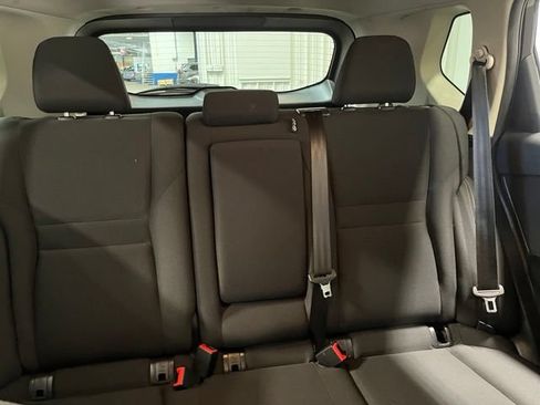 Used 2024 Nissan Rogue S FWD image 12