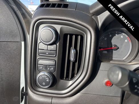 Used 2022 GMC Sierra 2500 Pro w/ Convenience Package image 11