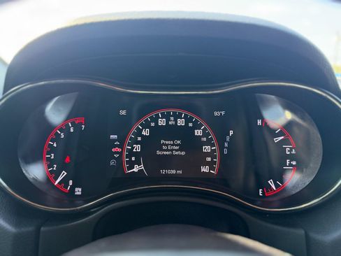 Used 2020 Dodge Durango GT RWD image 25