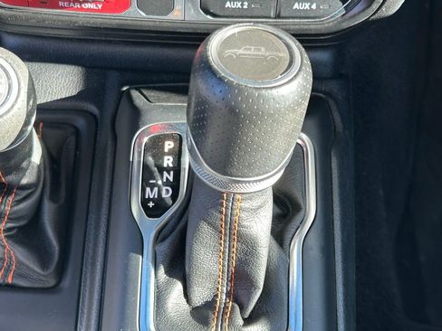Used 2021 Jeep Gladiator Mojave AWD/4WD image 37
