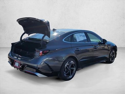 New 2026 Hyundai Sonata SEL image 2