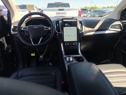 Used 2024 Ford Edge SEL w/ Convenience Package AWD/4WD image 10