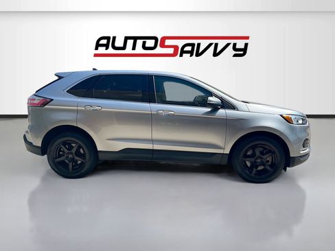 Used 2022 Ford Edge Titanium image 8