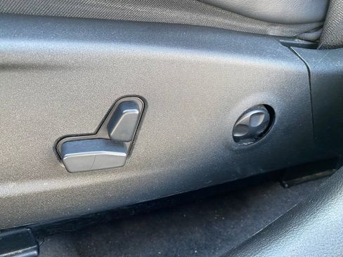 Used 2015 Chrysler 300 S w/ 300S Premium Group image 11