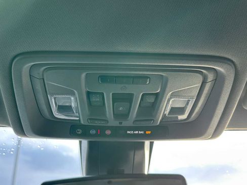 Used 2022 GMC Sierra 2500 Denali image 30