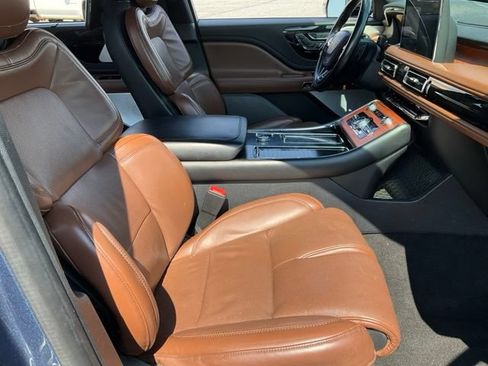 Used 2020 Lincoln Aviator Reserve w/ Equipment Group 202A AWD/4WD image 23