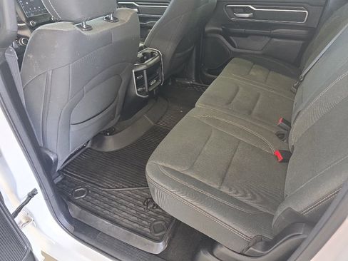 Used 2022 RAM 1500 Big Horn AWD/4WD image 16