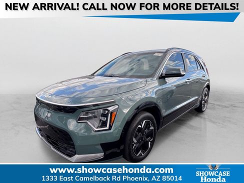Used 2023 Kia Niro Wave FWD image 1
