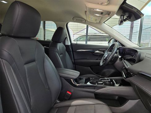 Used 2025 Buick Envision Preferred AWD/4WD image 30