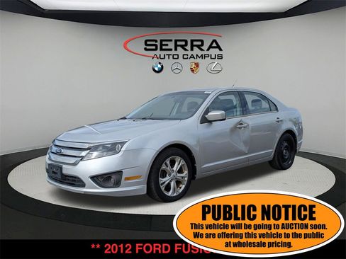 Used 2012 Ford Fusion SE image 1