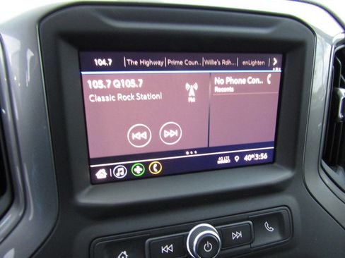 Used 2021 Chevrolet Silverado 1500 Custom image 14