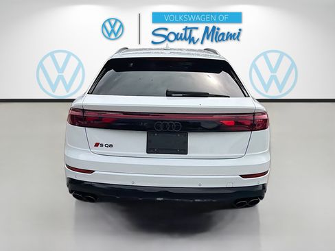 Used 2024 Audi SQ8 Prestige AWD/4WD image 6