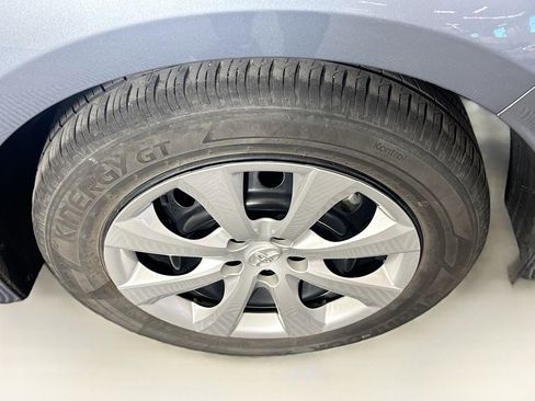 Used 2024 Toyota Corolla LE image 11