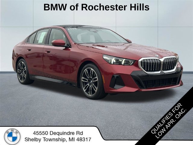 Used 2026 BMW 540i xDrive AWD/4WD image 1