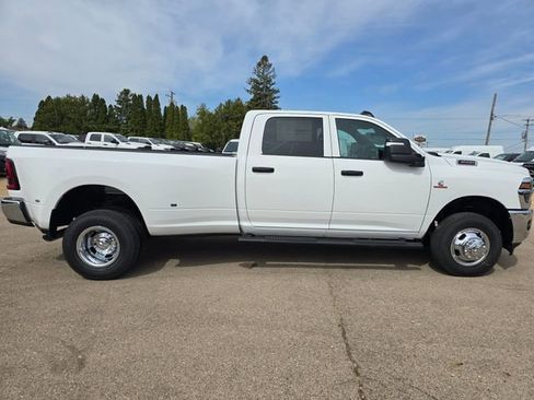 New 2026 RAM 3500 Tradesman AWD/4WD image 2