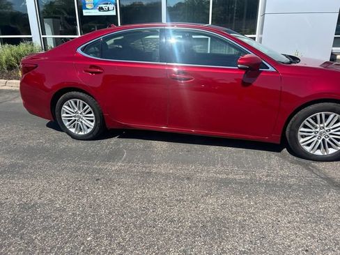 Used 2013 Lexus ES 350 w/ Luxury Pkg FWD image 21