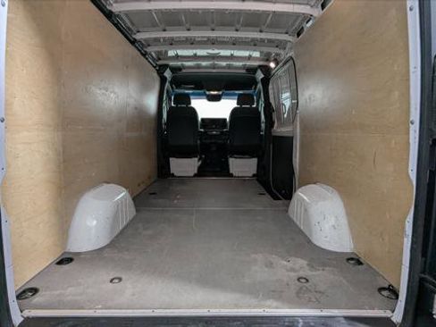 Used 2022 Mercedes-Benz Sprinter 2500 image 12