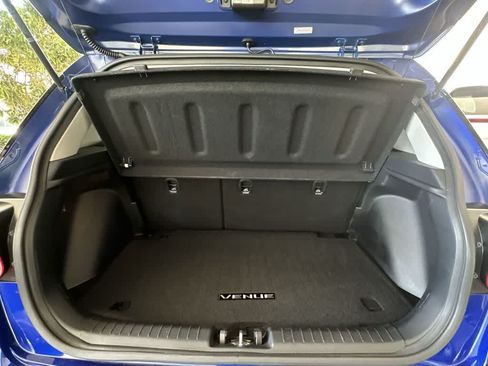 Used 2023 Hyundai Venue SEL FWD image 26