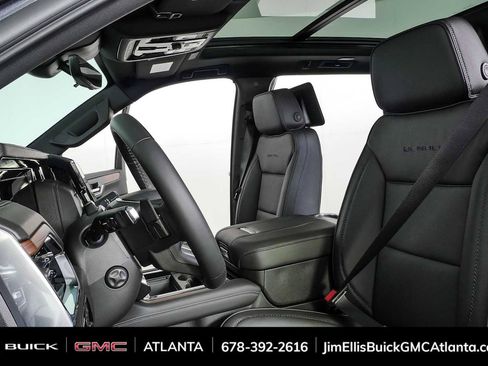 New 2026 GMC Yukon Denali w/ Denali Reserve Package AWD/4WD image 5