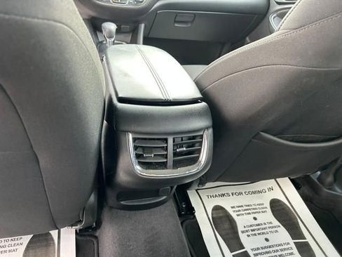 Used 2023 Chevrolet Malibu LT FWD image 15