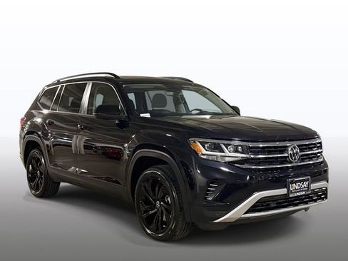 Used 2023 Volkswagen Atlas SE image 9