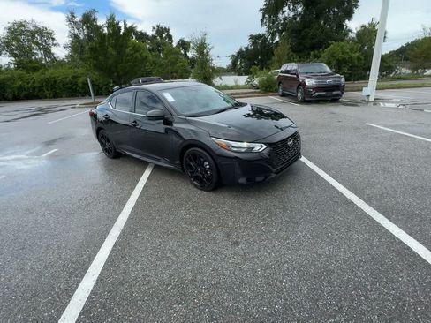 Used 2025 Nissan Sentra SR w/ Midnight Edition FWD image 2