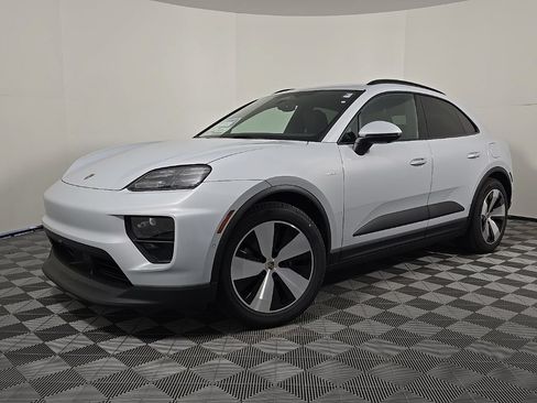Certified 2025 Porsche Macan Electric RWD image 1