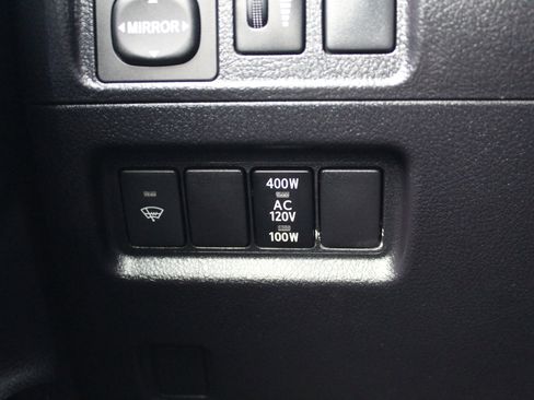 Used 2015 Toyota 4Runner SR5 image 24