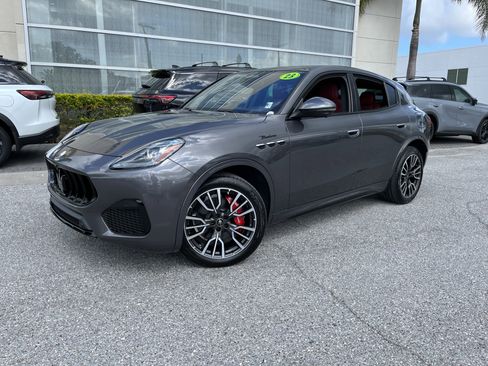 Used 2023 Maserati Grecale Modena AWD/4WD image 1