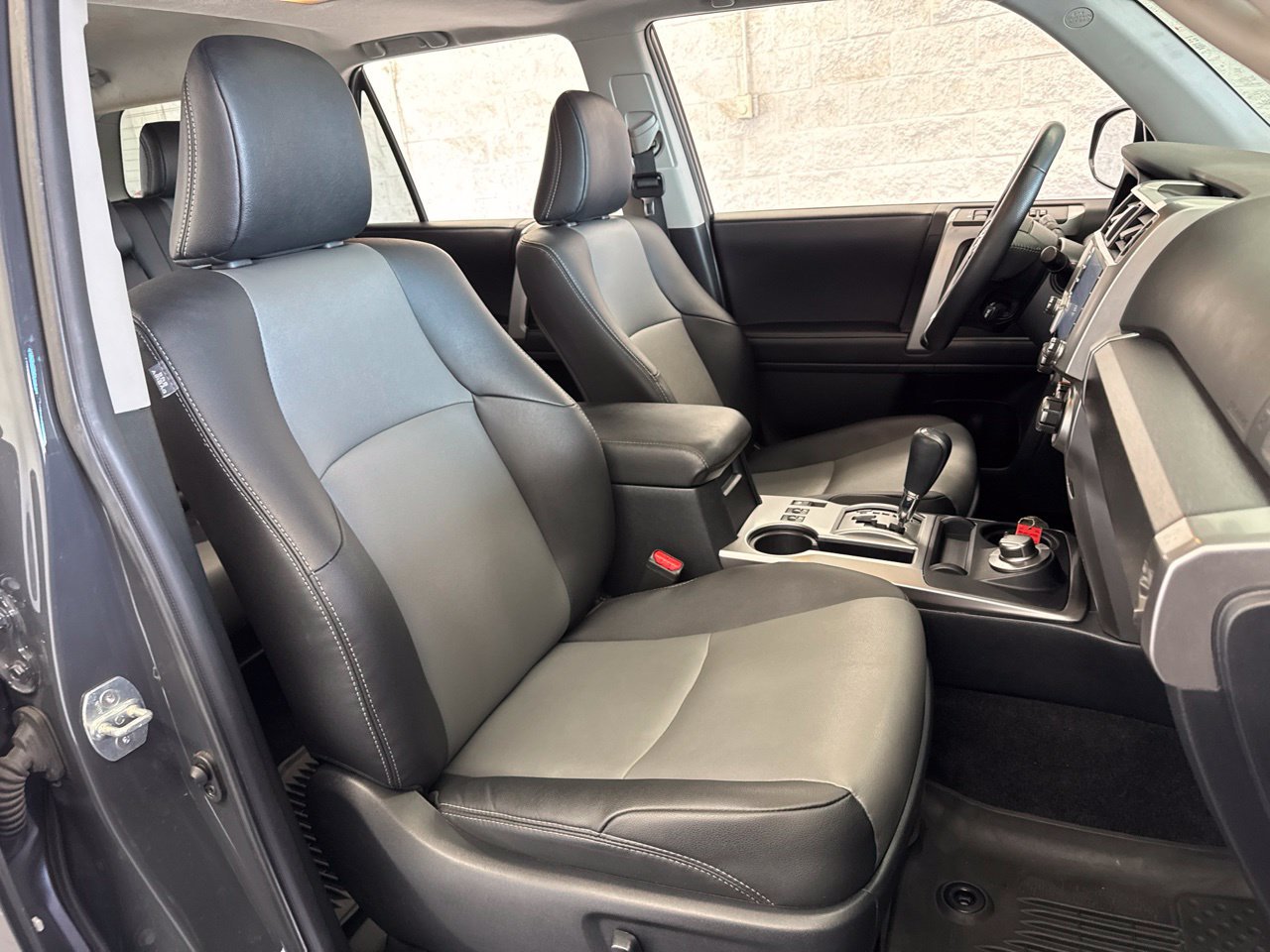 Used 2024 Toyota 4Runner SR5 Premium w/ Moonroof Package AWD/4WD image 52